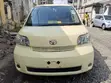 Toyota Porte 2005 Yellow - 1