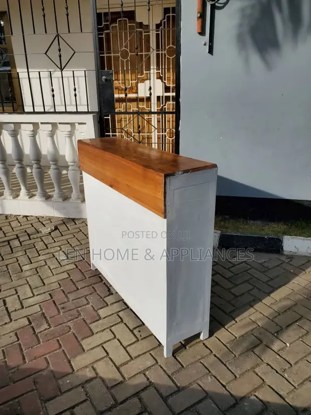 Wood-Mode Rectangular Reception Table - 1