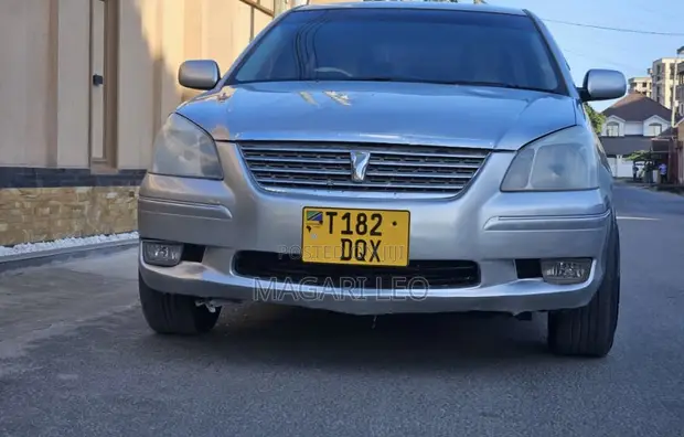 Toyota Premio 1.5 FWD 2005 Silver - 1