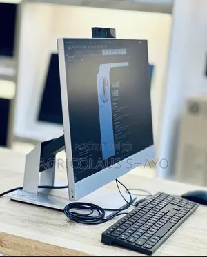 HP 800 G4 All-in-One Touchscreen Computer