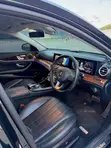 Mercedes-Benz E400 4MATIC 2017 Black - 2