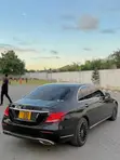 Mercedes-Benz E400 4MATIC 2017 Black - 4