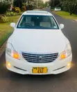 Toyota Crown 2009 White - 2