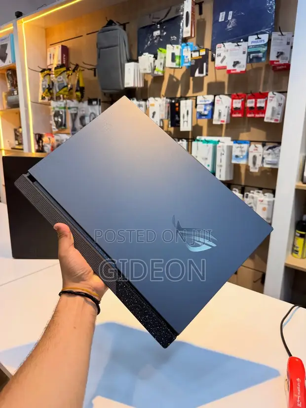 New Asus ROG Strix G17 Gaming Laptop: Ryzen 9, 16GB RAM, 1TB SSD - 1