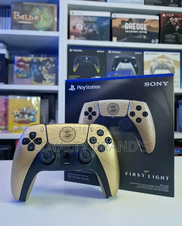 DualSense 007 First Light Limited Edition Controller - 1