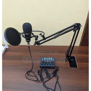 Podcast/Live Streaming Microphone & Sound Card Bundle