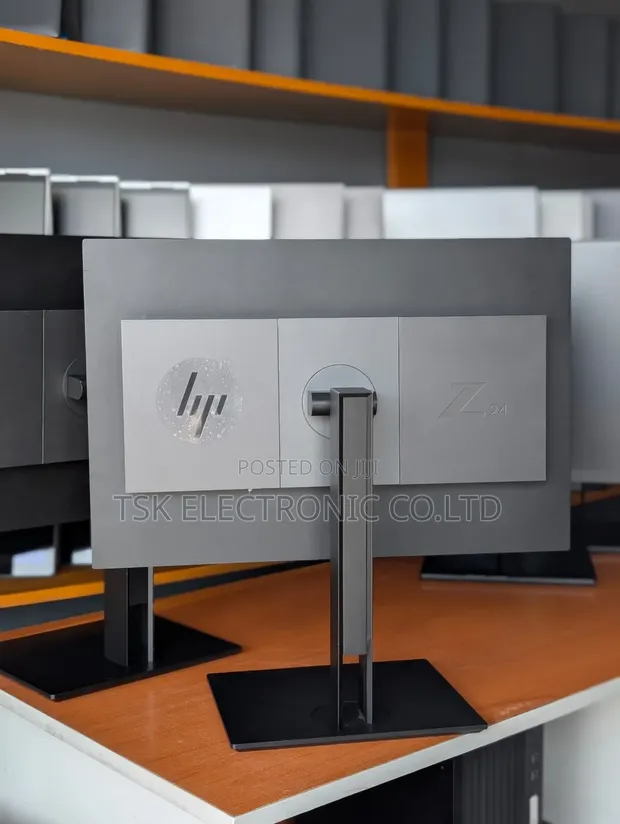 HP Z24 G2 24" IPS Monitor - 1