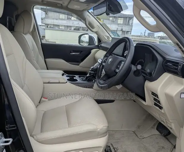 Toyota Land Cruiser 2024 ZX 300LC - 1