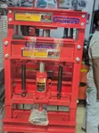 Pioneers 12T Shop Press Machine - 1