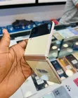 New Samsung Galaxy Z Flip 3 256GB White - 3