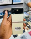 New Samsung Galaxy Z Flip 3 256GB White - 4