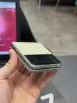 Samsung Galaxy Z Flip 3 256GB Mpya Dhahabu - 1