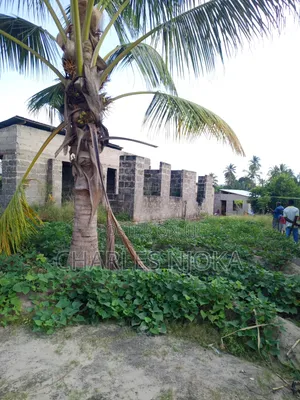 6-Bedroom House for Sale in Viwege, Ilala