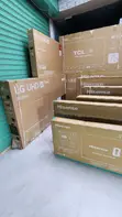 Hisense 65" UHD 4K Smart TV - 2