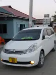 Toyota Isis 1.8L Minivan 2006 White - 4