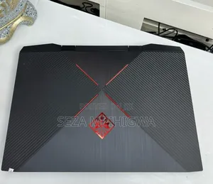 Laptop HP Omen 15: Intel Core i7, 16GB RAM, 512GB SSD