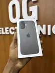 New Apple iPhone 17 256GB - 5