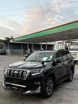 Toyota Land Cruiser Prado 2.7 TX 2023 Nyeusi Matt - 1