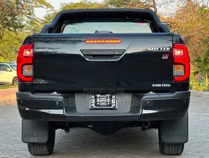 Toyota Hilux 2023 GR Sport Double Cabin