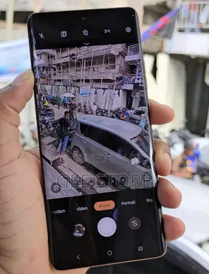 Motorola Edge 50 Ultra 512GB Rangi ya Chungwa