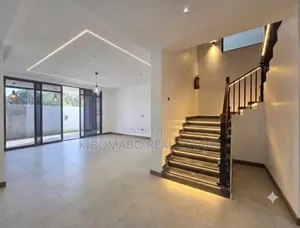 4 Bedroom Villa for Rent in Oyster Bay
