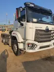 Lori la CNHTC Howo NX 371hp - 3