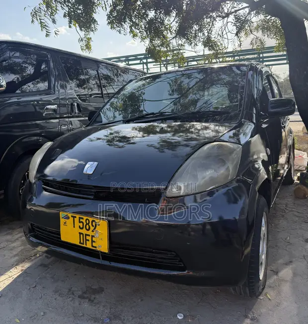 Toyota Passo 2004 Black - 1