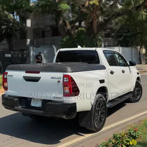 2022 Toyota Hilux GR 2400cc Diesel Pearl