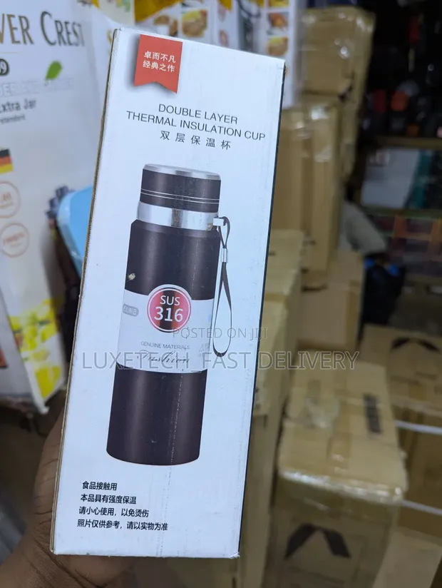 800ml Double Layer Thermal Insulation Cup with Strap - 1