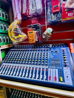 Yamaha Powered Mixer 16 Channel