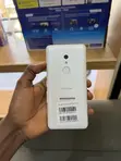 Fujitsu Arrows Be4 32GB White - 1