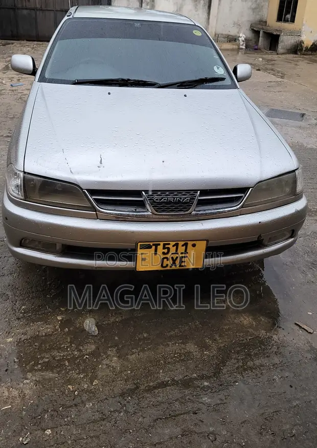 Toyota Carina 1.5 FWD Sedan 2001 Silver - 1