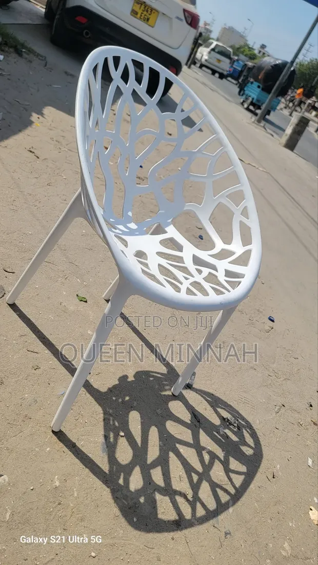 High Quality Modern Chair - 1