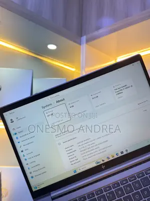 Laptop HP ZBook Firefly G8 - Core i7, 32GB RAM, 512GB SSD