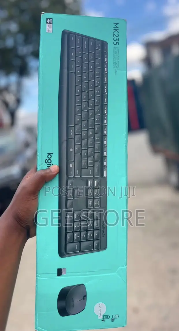 Logitech MK235 Wireless Keyboard na Mouse Combo - 1