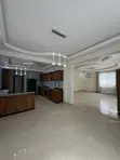 5-Bedroom Villa for Rent in Oyster Bay - 1