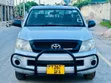 Toyota Hilux Vigo 2009 White - 1