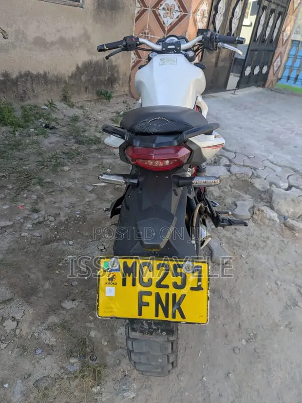 Benelli BN 125 2024 - White - 1