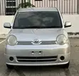 Toyota Sienta 2005 Silver - 1