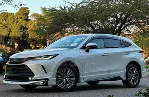 2020 Toyota Harrier Z Package