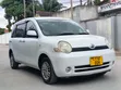 Toyota Sienta 2005 White - 2