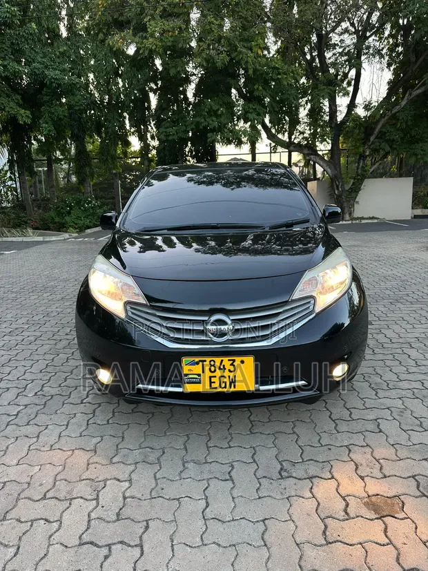 Nissan Note 2013 Black - 1