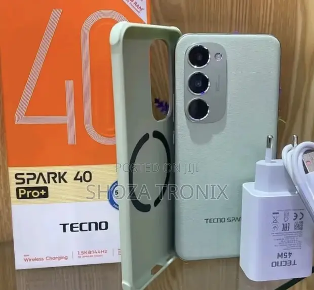 New Tecno Spark 40 Pro 256GB Silver - 1