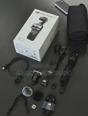 DJI Osmo Pocket 4 Creator Combo