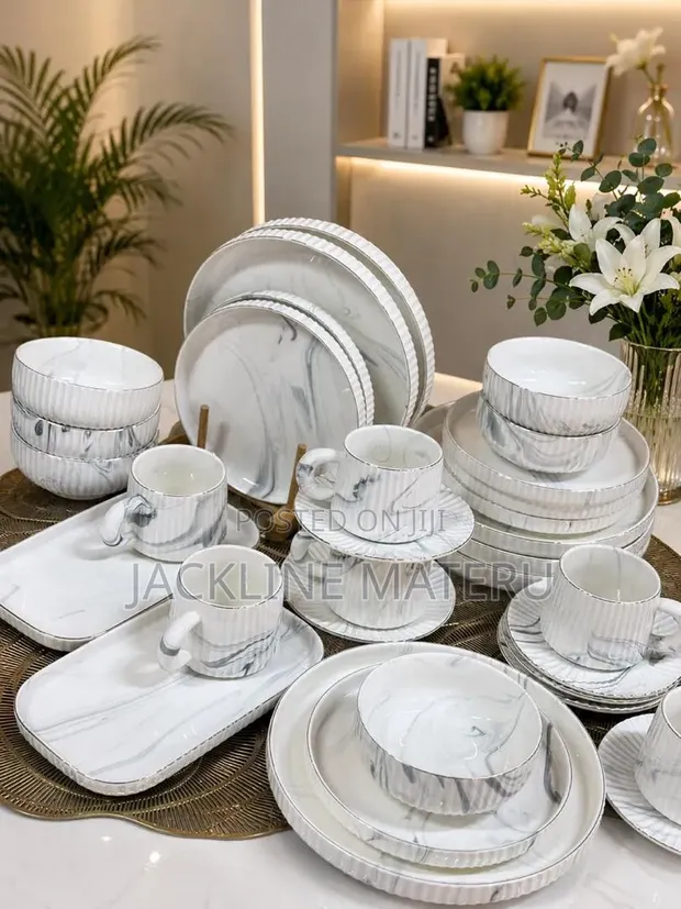 32-Piece Mawimbi Style Dinner Set - 1
