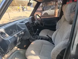Suzuki Escudo 2008 Kijivu