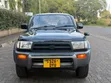 Toyota Hilux Surf 2000 - 1