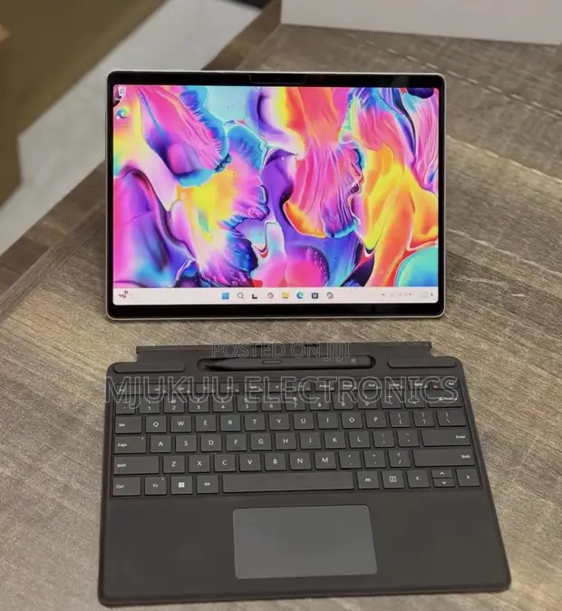 Dell Latitude 5290 2-in-1 Laptop - 1
