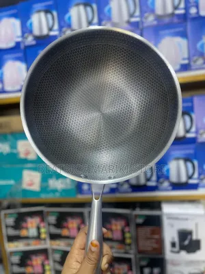 Metal Basin for Frying and Cooking