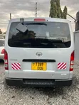 Toyota HiAce 2006 Silver - 3